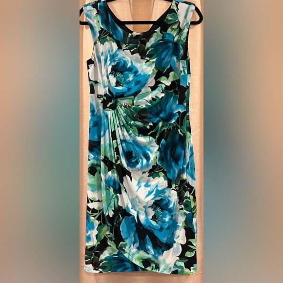 Signature Sadie Dresses & Skirts - Signature Sadie dress